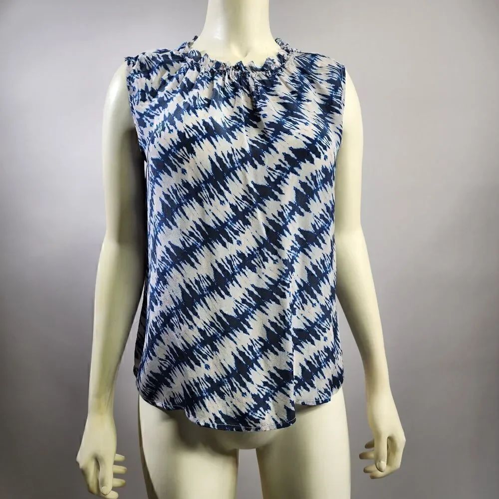 Velvet xs top nwt